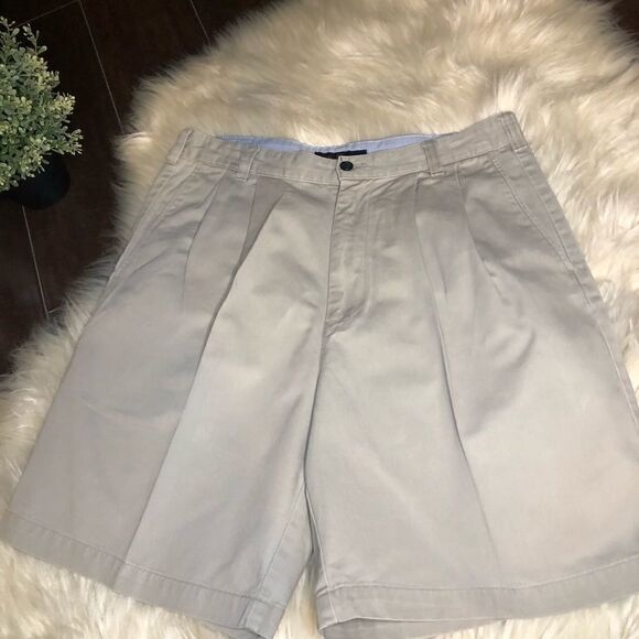 Tommy Hilfiger golf khaki shorts sz 34 - Picture 2 of 7